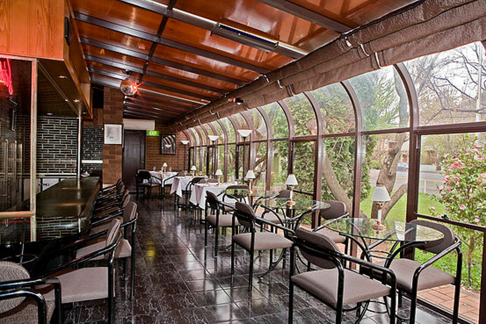 Central Caleula Motor Lodge Orange Exterior photo